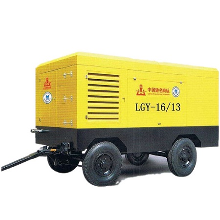 開山空壓(ya)機用于抗浮錨(mao)杆施工