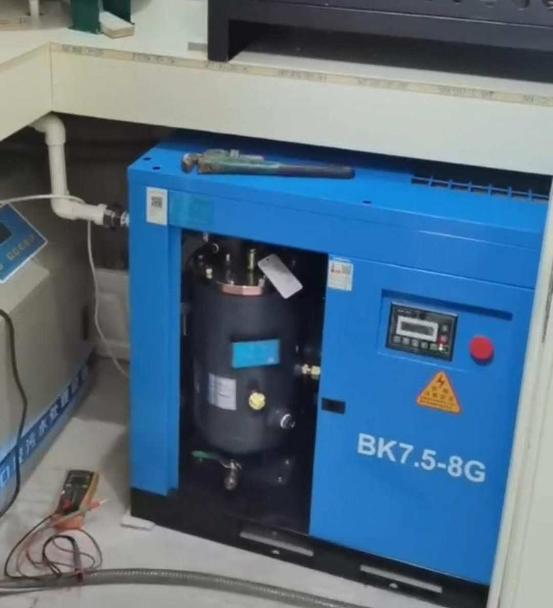 口腔醫院用(yong)上了開山螺杆(gan)空壓機